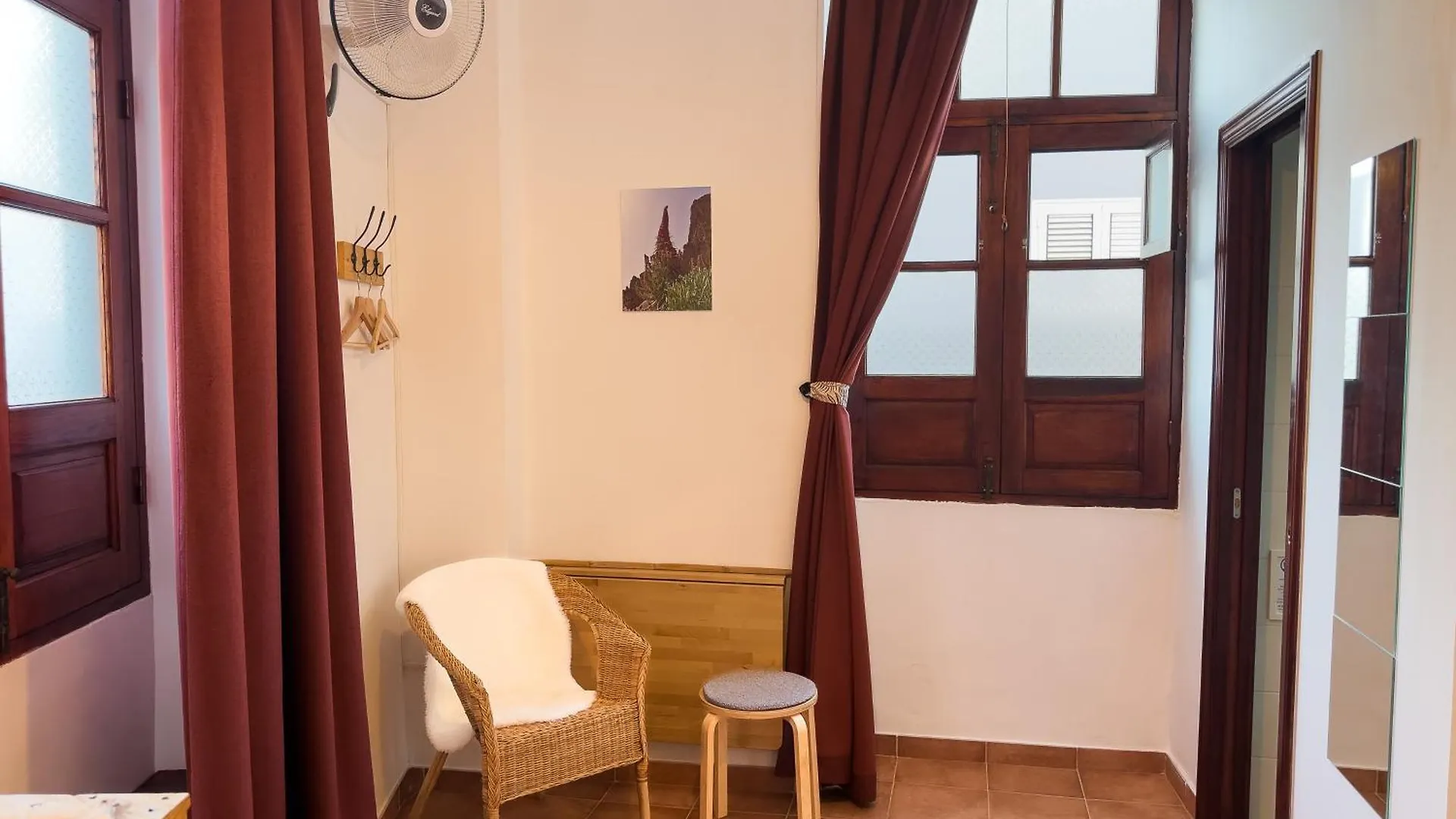Tabaiba Guesthouse Buenavista Del Norte Spanien